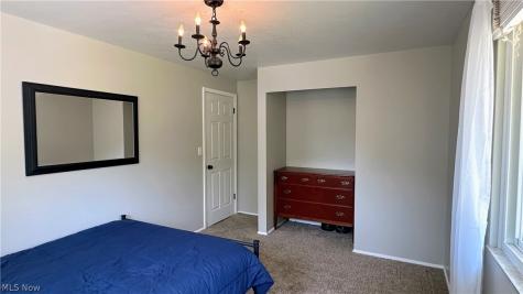 6280 Stafford Drive North Olmsted OH 44070