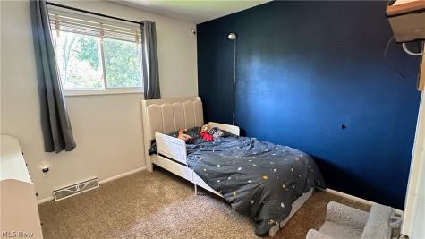 6280 Stafford Drive North Olmsted OH 44070
