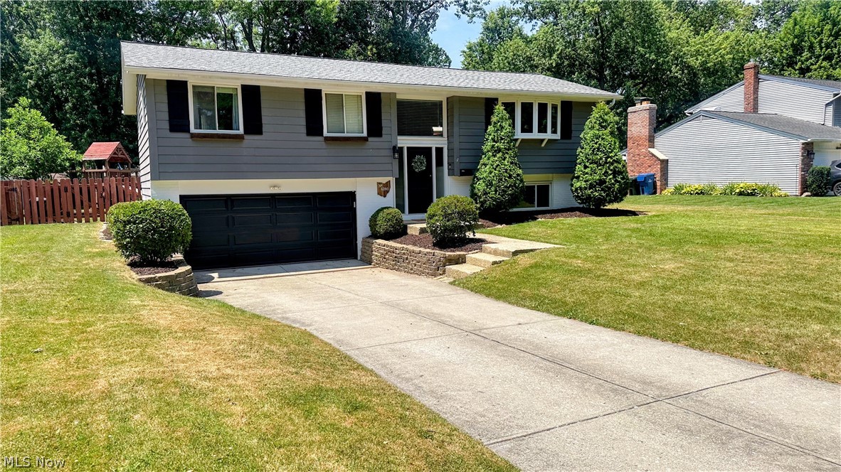 6280 Stafford Drive North Olmsted OH 44070
