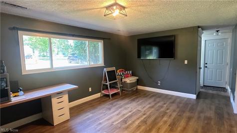6280 Stafford Drive North Olmsted OH 44070