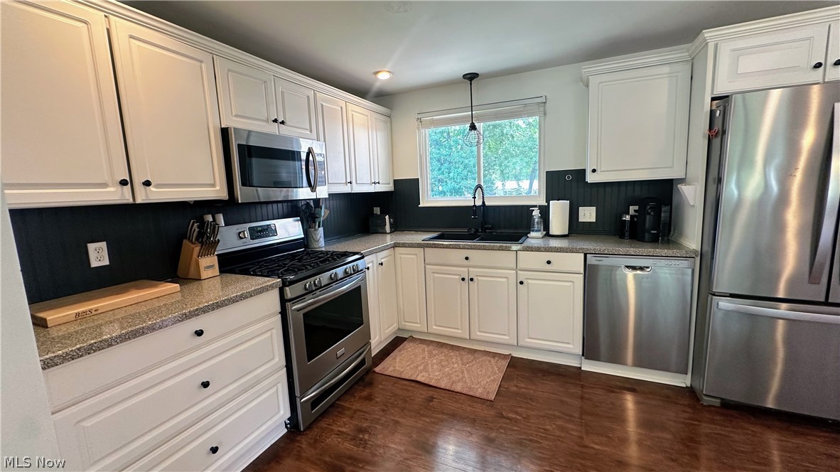 6280 Stafford Drive North Olmsted OH 44070