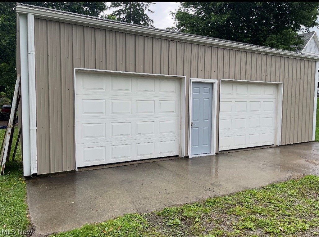 402 Cross Street Newcomerstown OH 43832