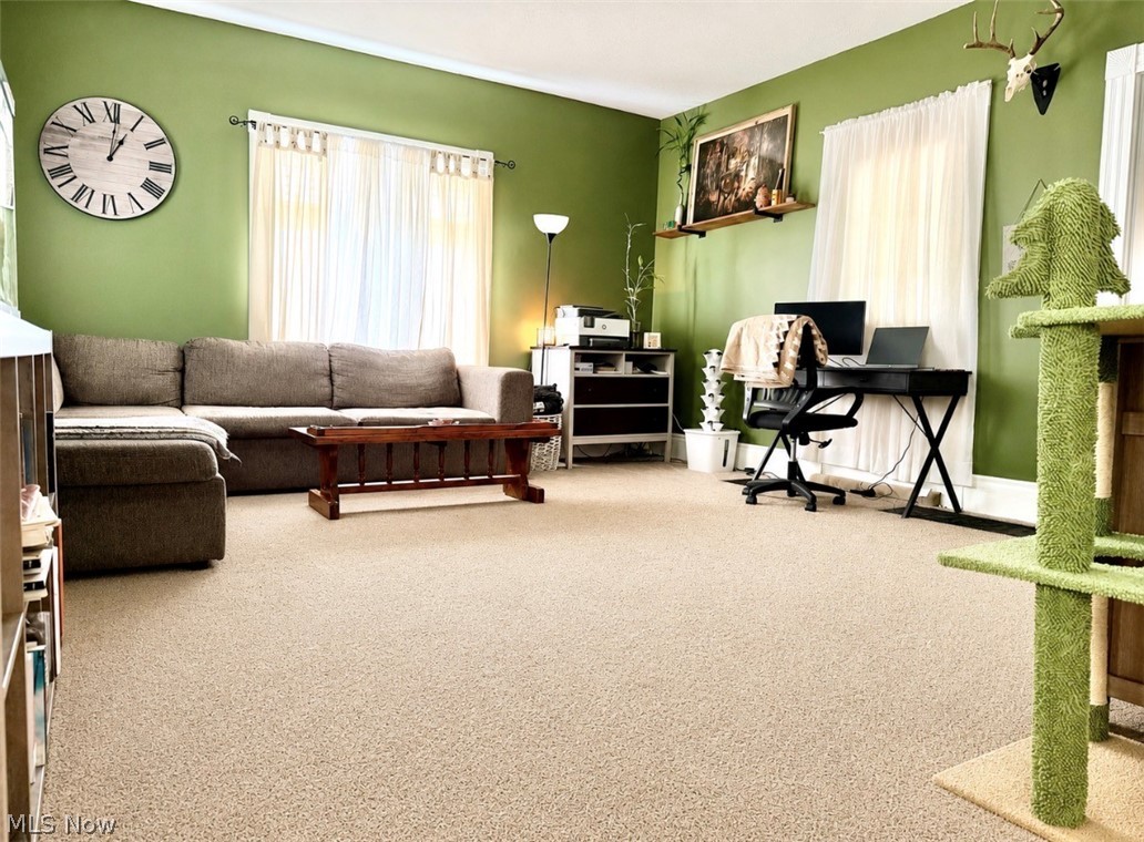 402 Cross Street Newcomerstown OH 43832