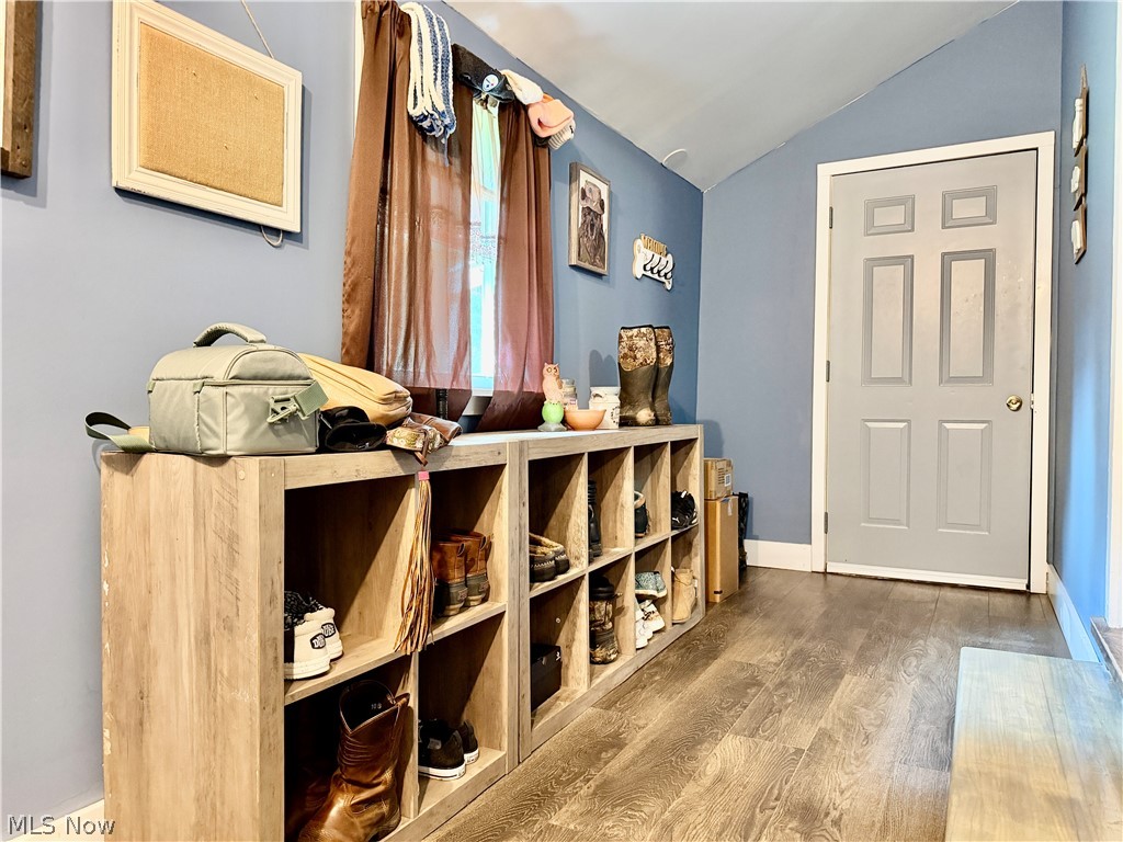 402 Cross Street Newcomerstown OH 43832