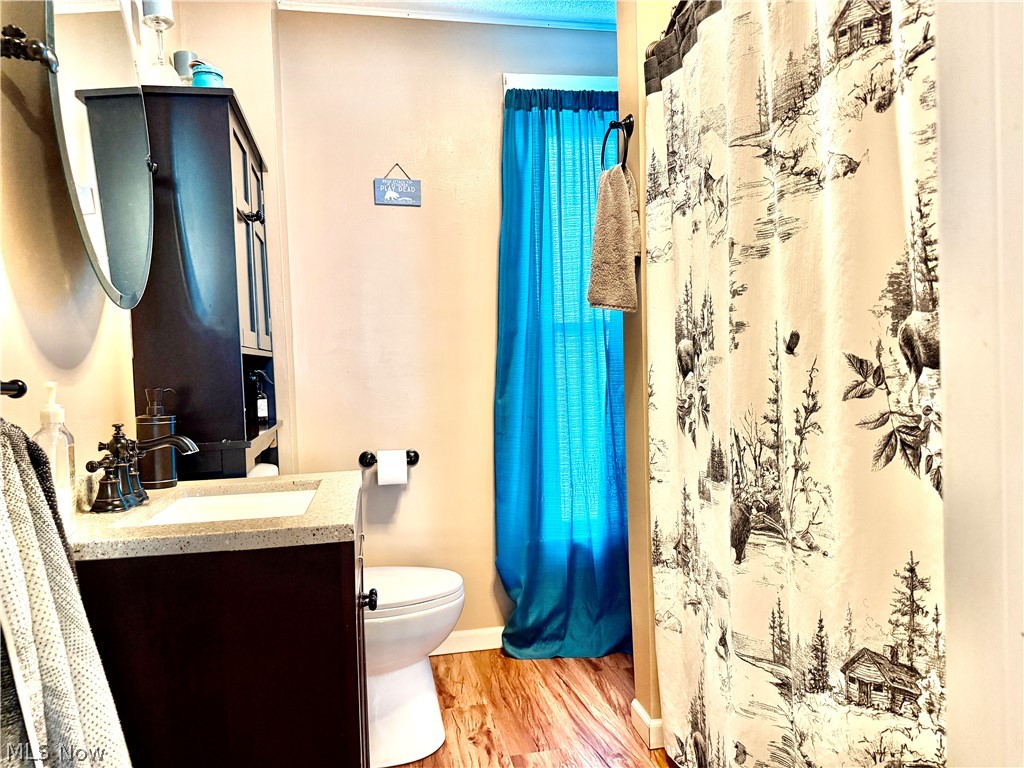 402 Cross Street Newcomerstown OH 43832