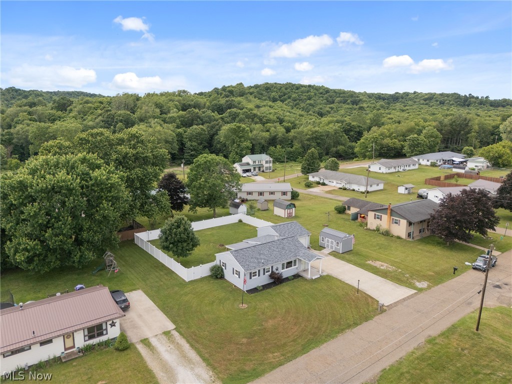 741 Cherry Street Malvern OH 44644