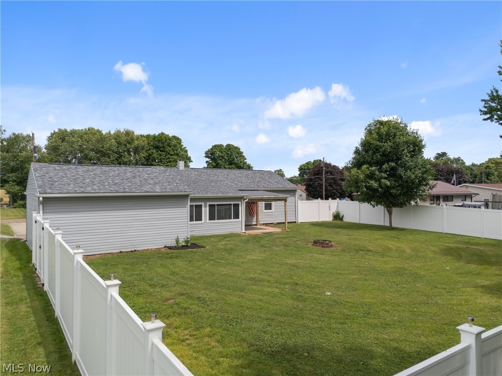 741 Cherry Street Malvern OH 44644