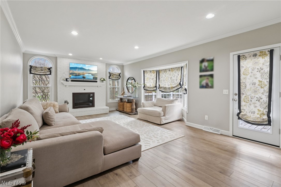 57 Fairfax Drive Chagrin Falls OH 44022