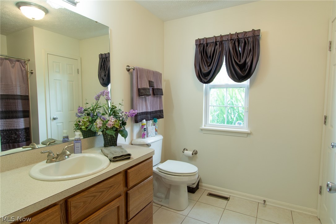 6433 Oberlin Road Amherst OH 44001