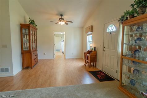 6433 Oberlin Road Amherst OH 44001