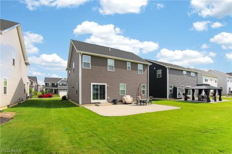36283 Lands End Drive North Ridgeville OH 44039