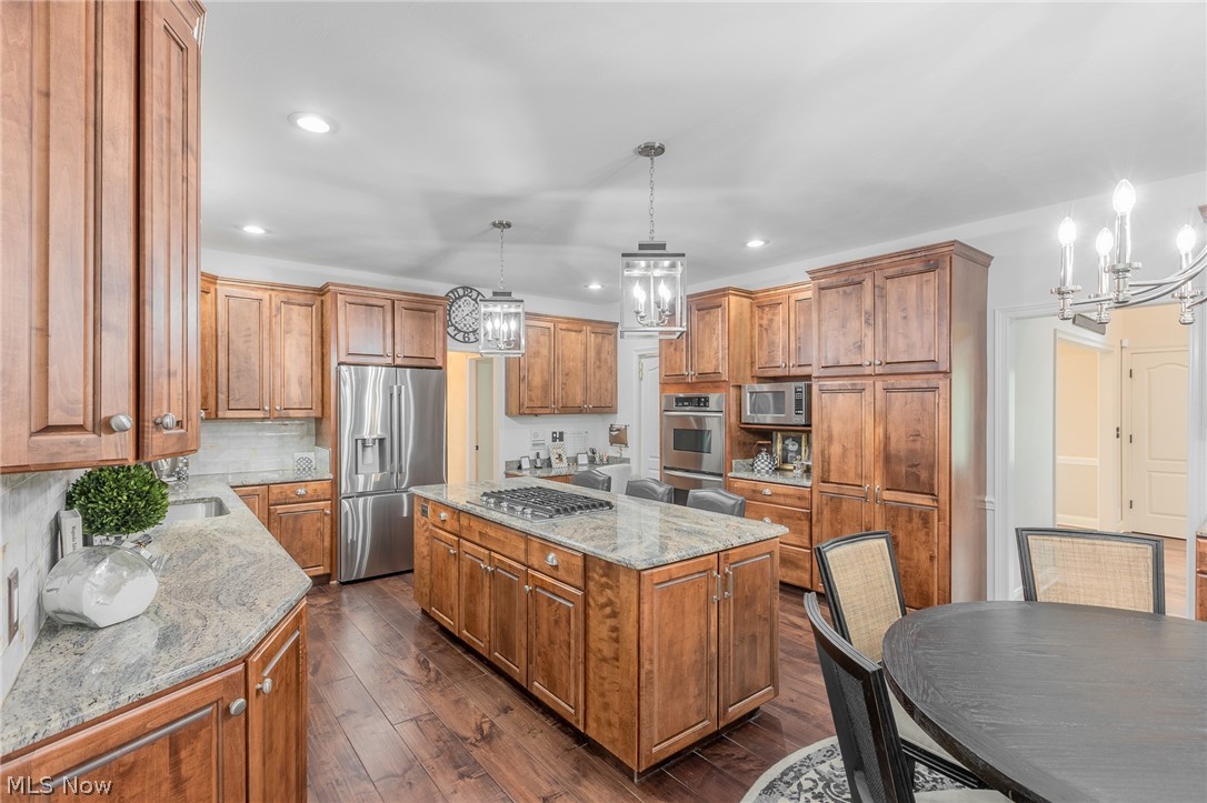 74 Oak Tree Canfield OH 44406