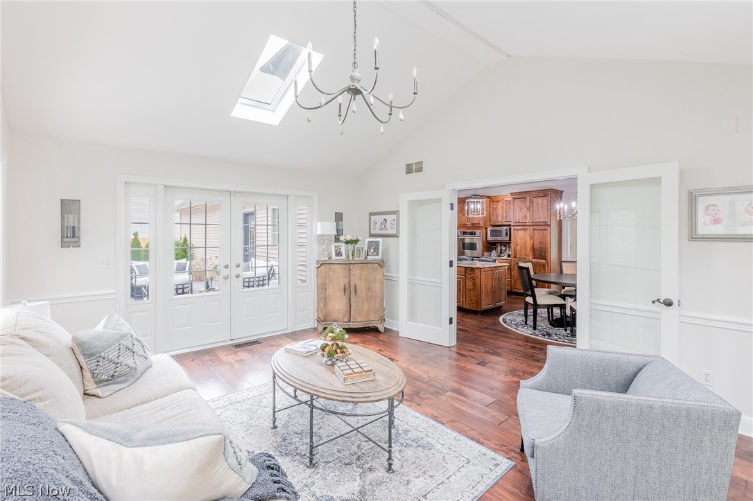 74 Oak Tree Canfield OH 44406