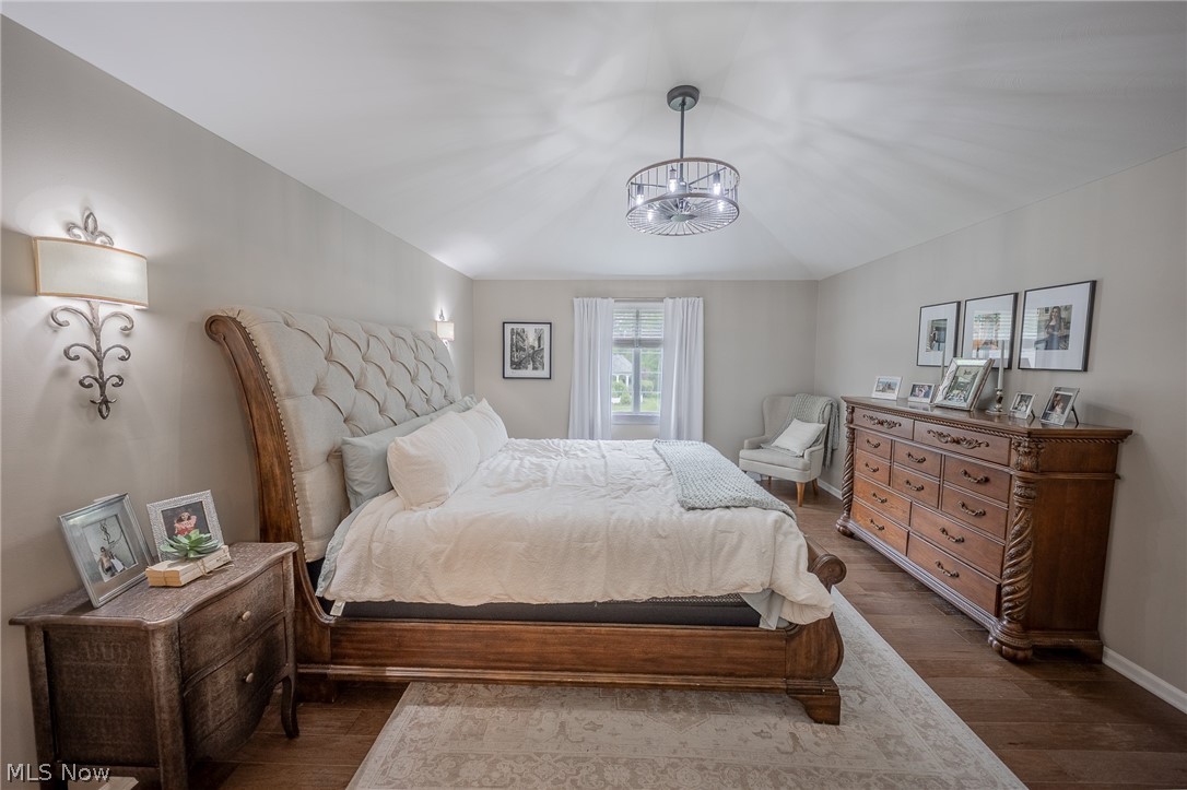 74 Oak Tree Canfield OH 44406