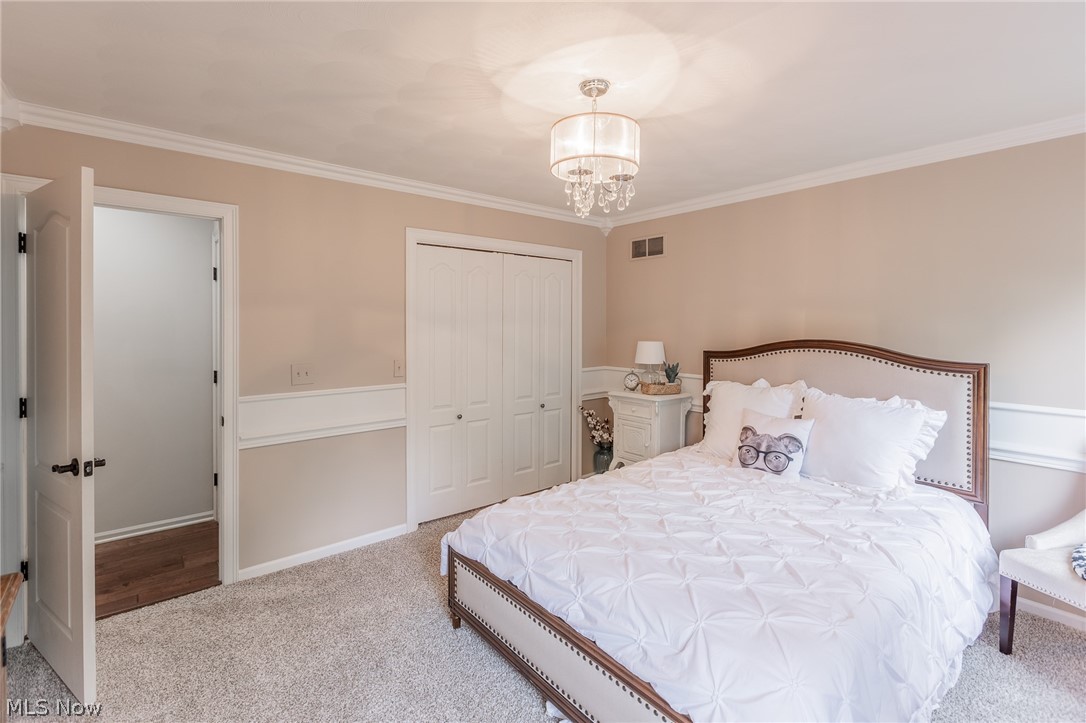 74 Oak Tree Canfield OH 44406