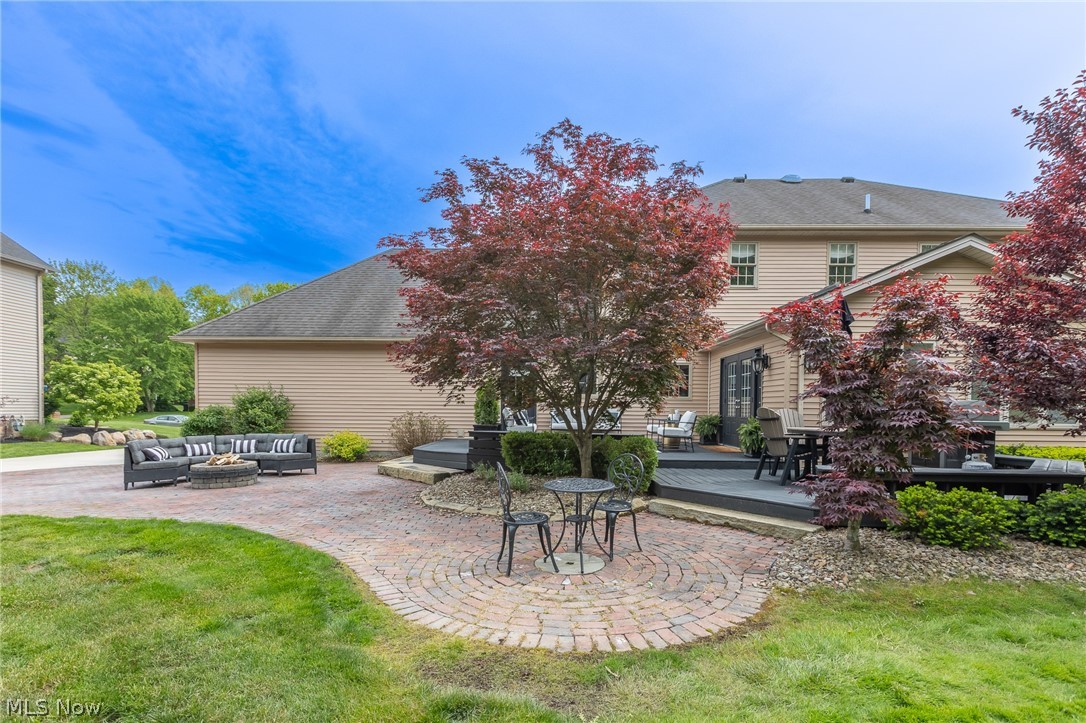 74 Oak Tree Canfield OH 44406
