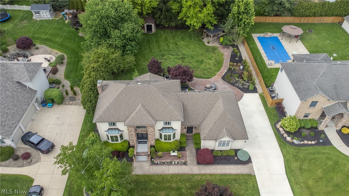 74 Oak Tree Canfield OH 44406