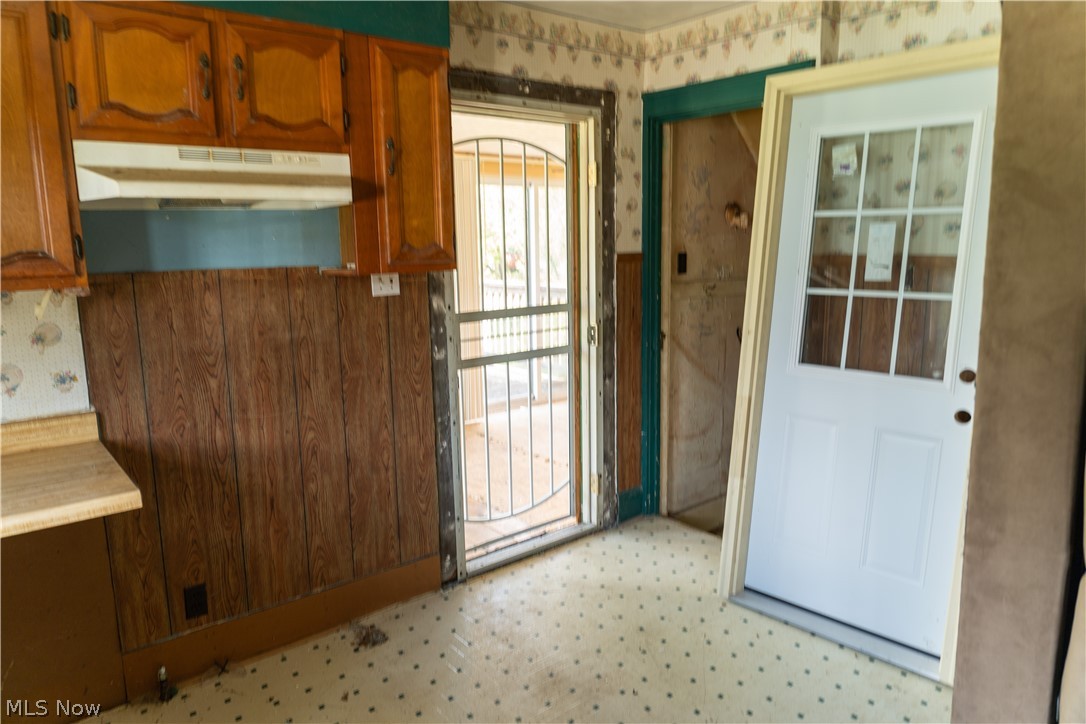 557 Sunshine Avenue Youngstown OH 44505