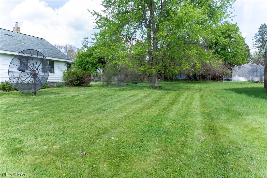 557 Sunshine Avenue Youngstown OH 44505