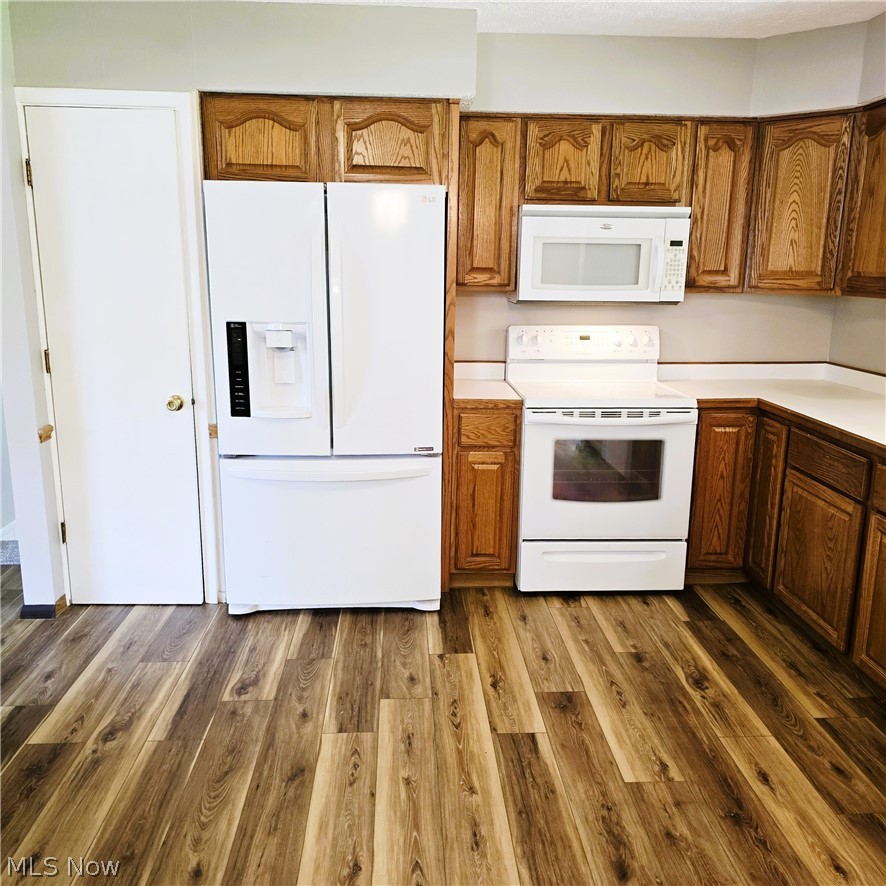 17016 Lanier Avenue Strongsville OH 44136