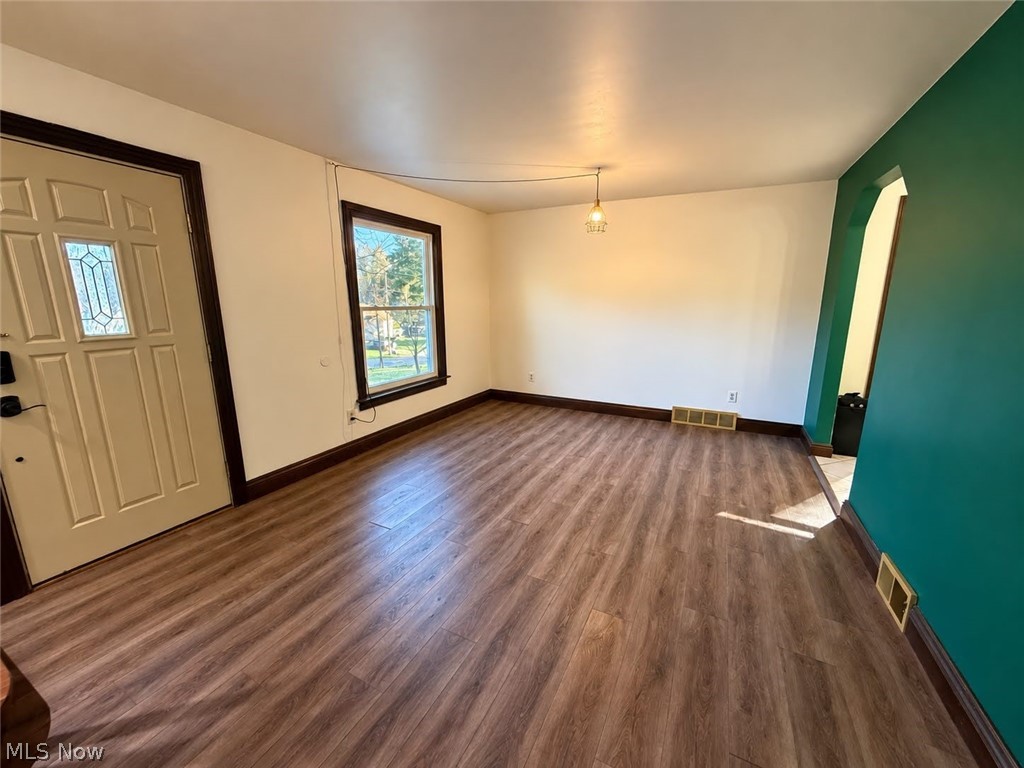 2368 Congo Street Akron OH 44305