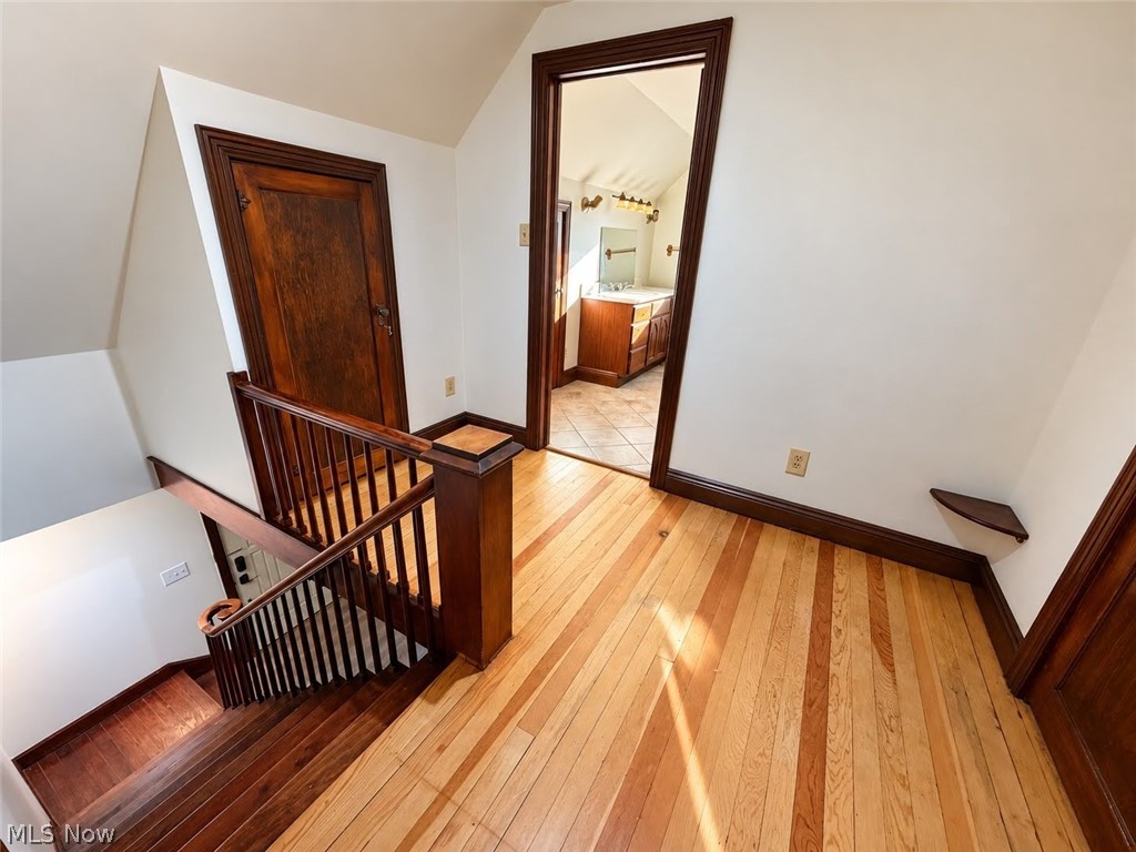 2368 Congo Street Akron OH 44305