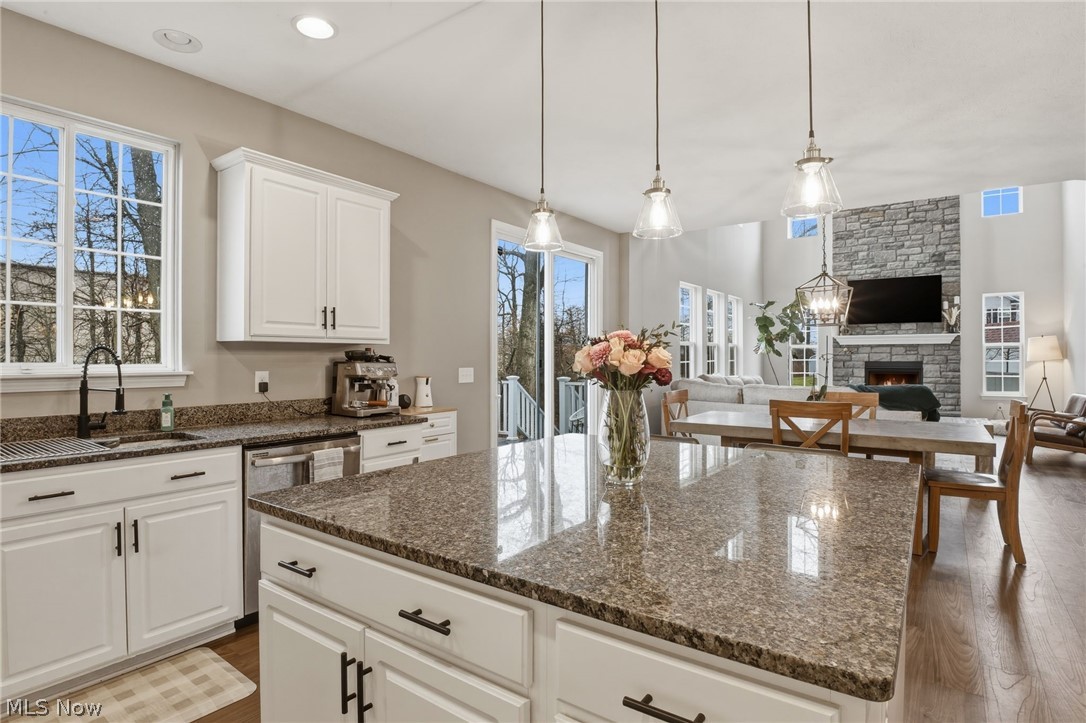32895 Rebecca Lane Avon Lake OH 44012
