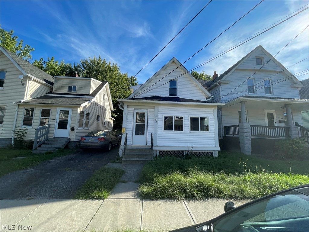 3201 Saratoga Avenue Cleveland OH 44109