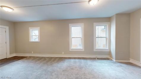 3201 Saratoga Avenue Cleveland OH 44109