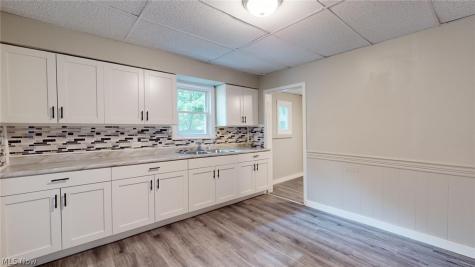 3201 Saratoga Avenue Cleveland OH 44109
