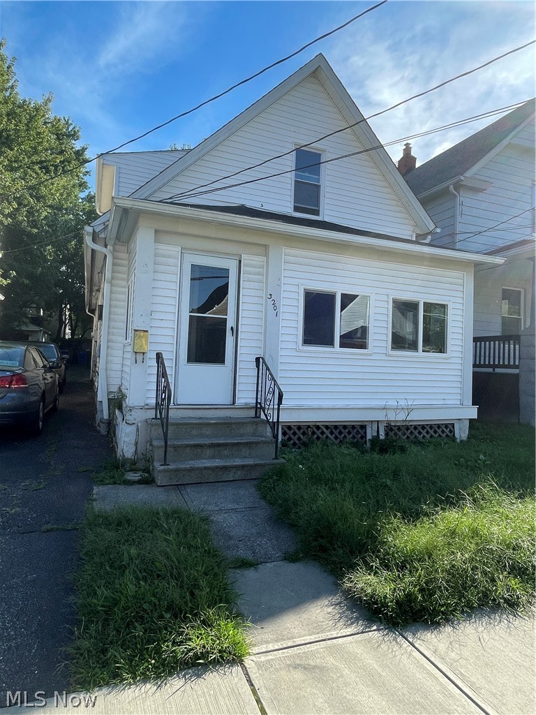3201 Saratoga Avenue Cleveland OH 44109