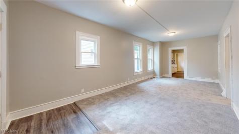 3201 Saratoga Avenue Cleveland OH 44109