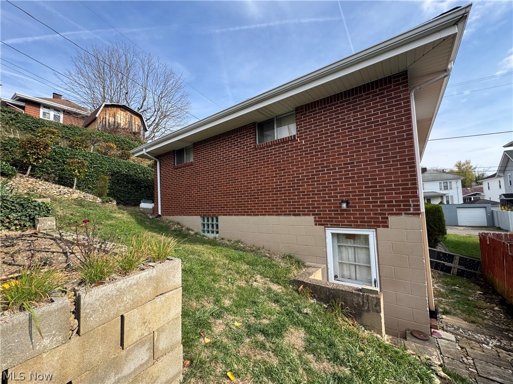 4 Walnut Avenue Bridgeport OH 43912