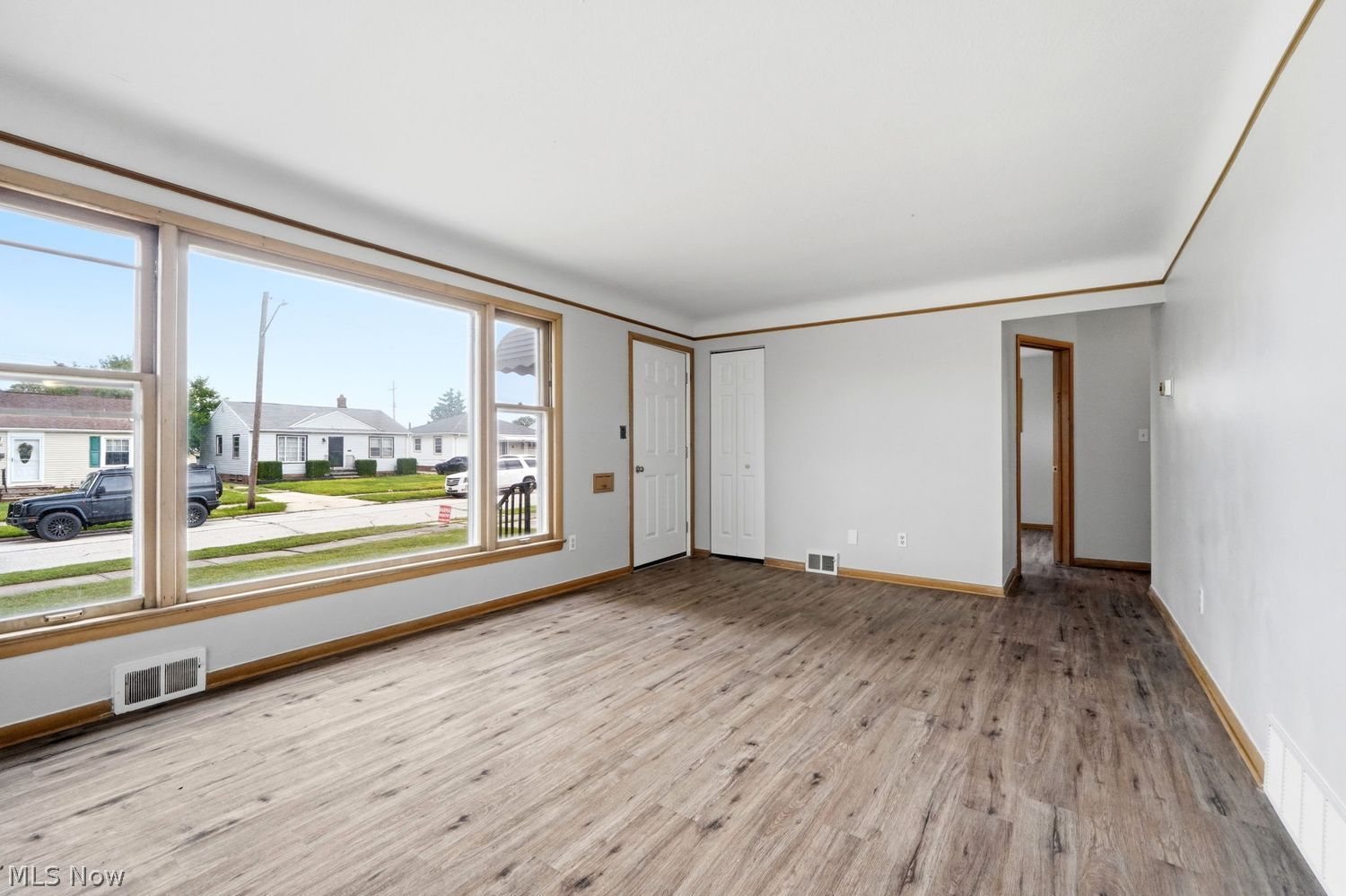 3327 Standish Avenue Parma OH 44134
