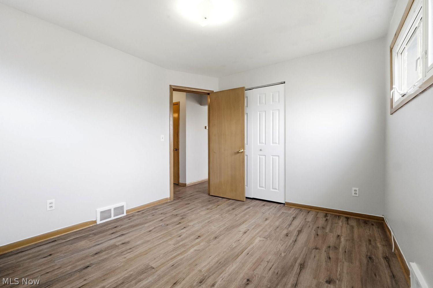3327 Standish Avenue Parma OH 44134