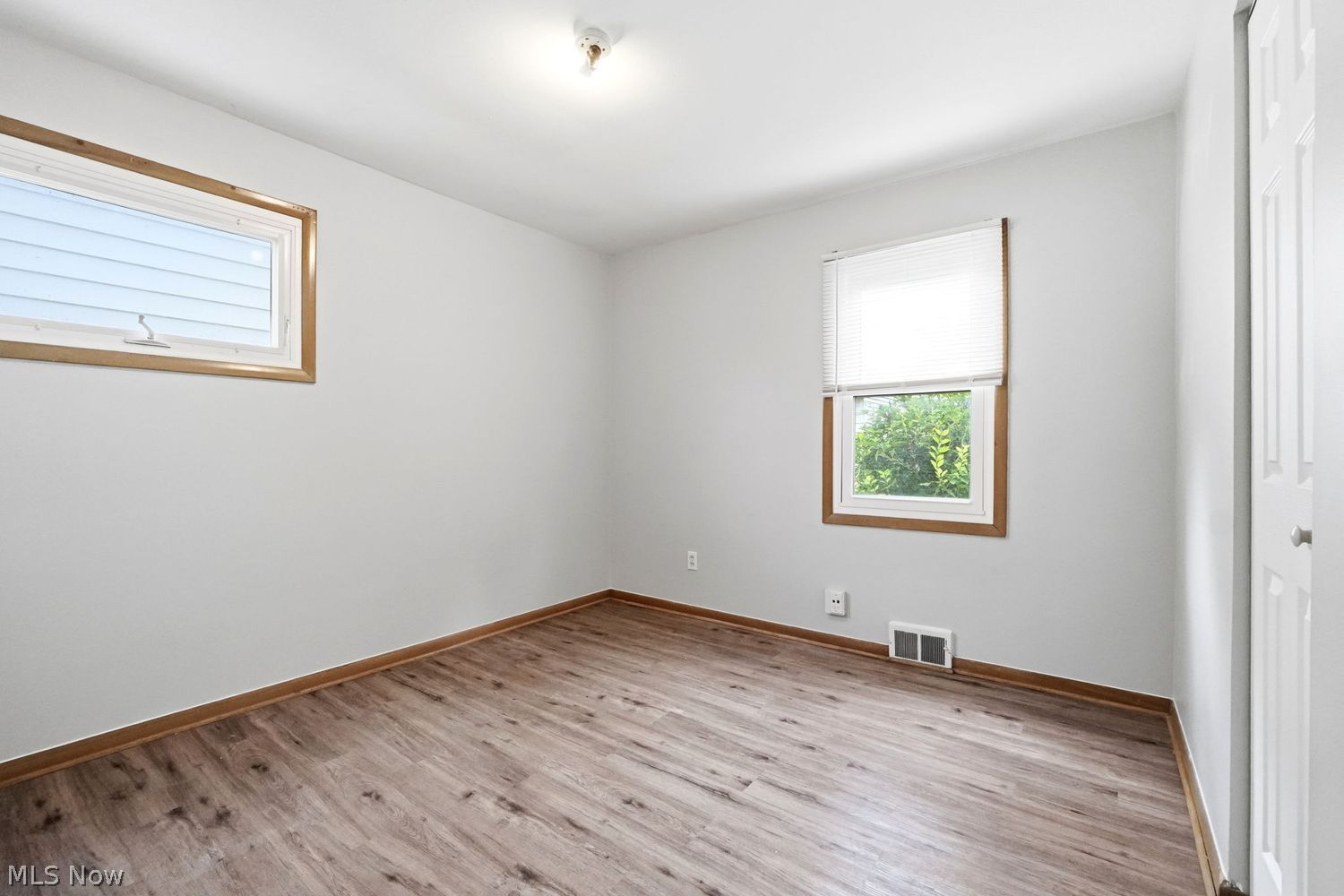 3327 Standish Avenue Parma OH 44134