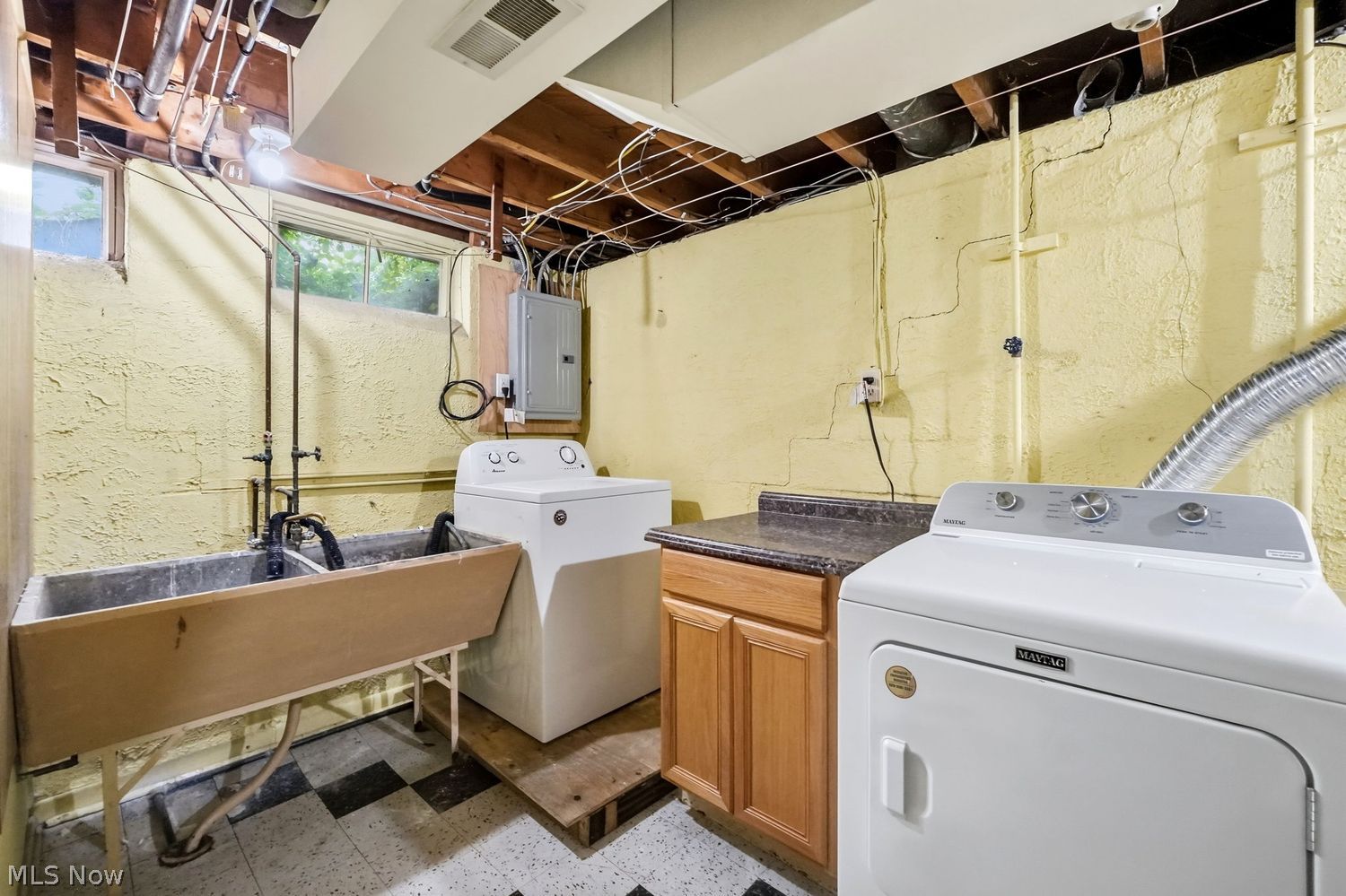 3327 Standish Avenue Parma OH 44134