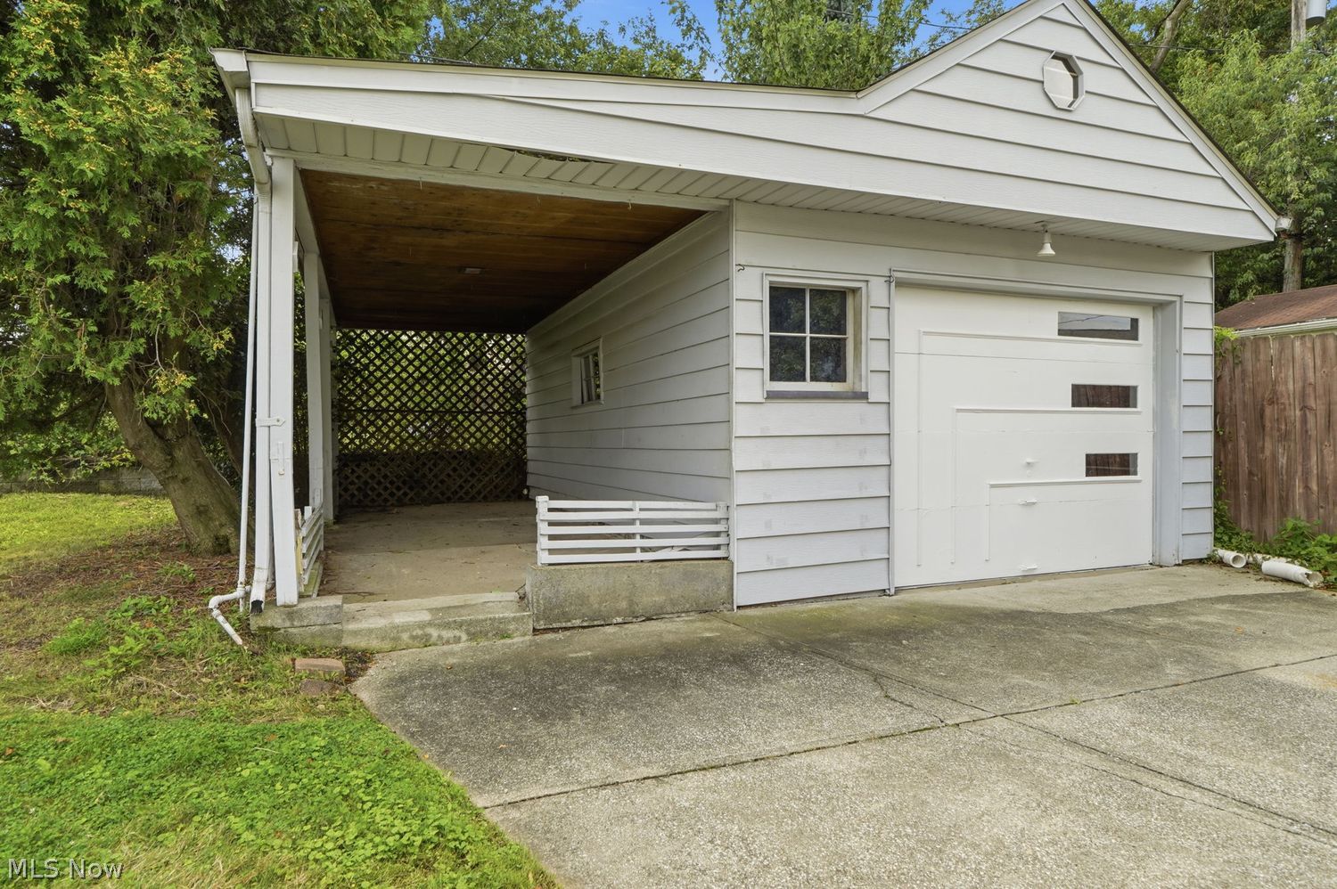 3327 Standish Avenue Parma OH 44134