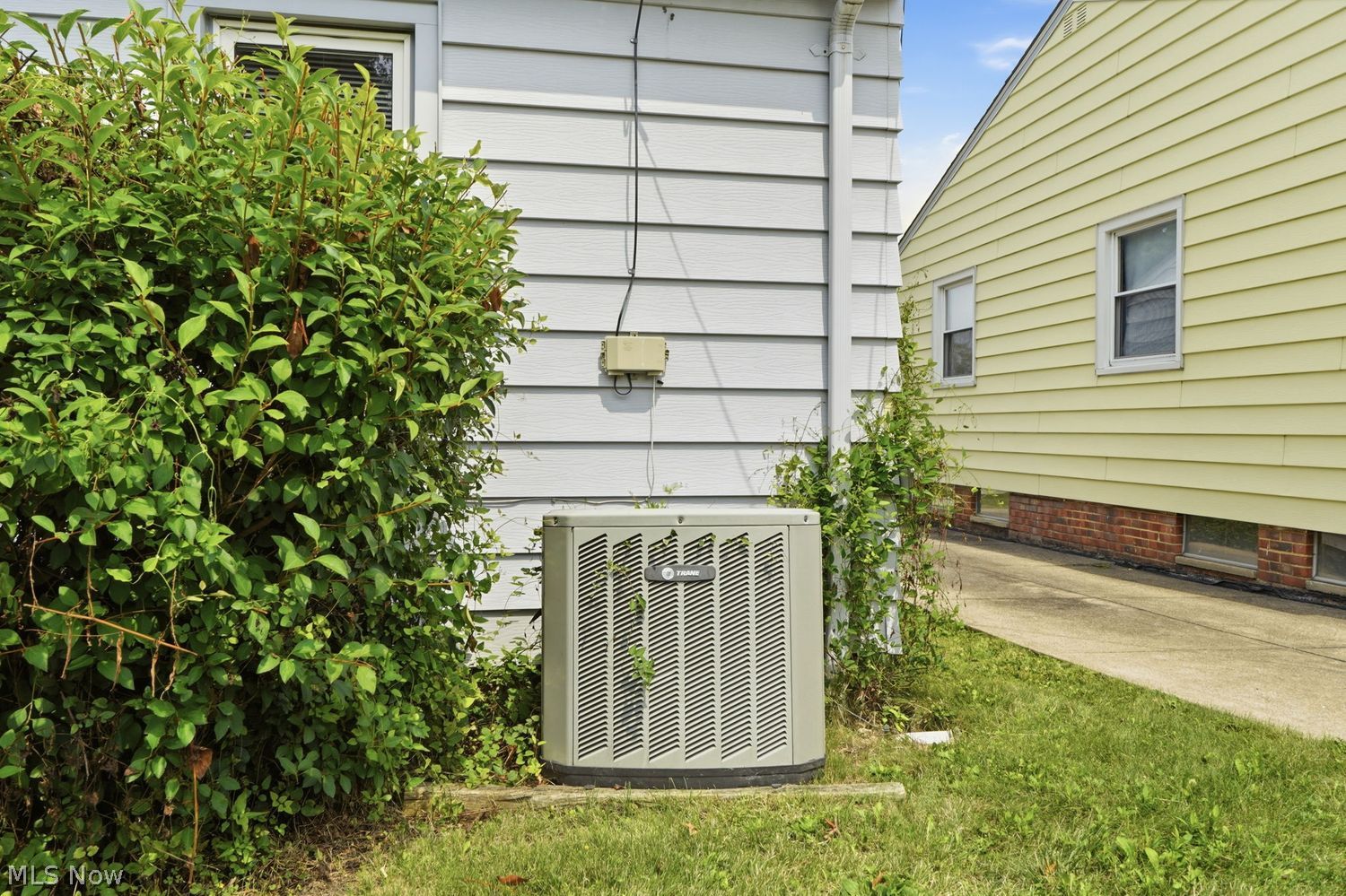 3327 Standish Avenue Parma OH 44134