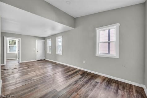 6900 Lawn Avenue Cleveland OH 44102