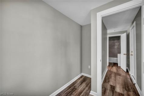 6900 Lawn Avenue Cleveland OH 44102