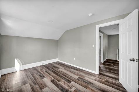 6900 Lawn Avenue Cleveland OH 44102
