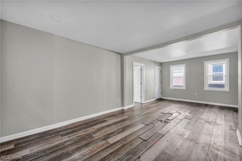 6900 Lawn Avenue Cleveland OH 44102