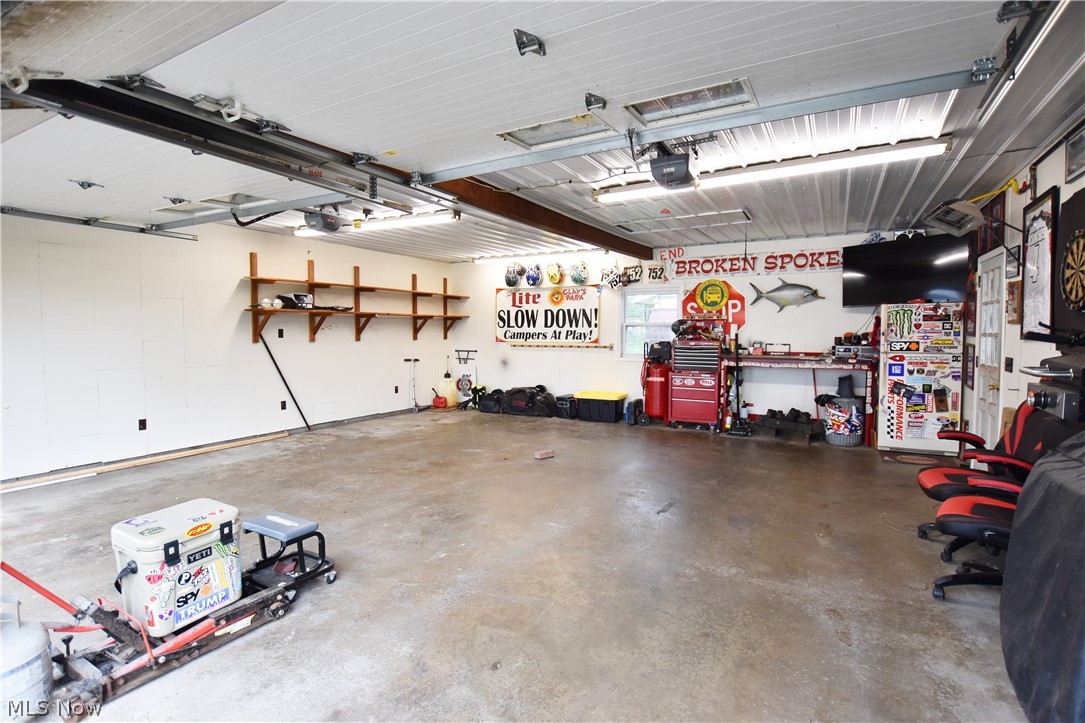 825 4th Street SW New Philadelphia OH 44663