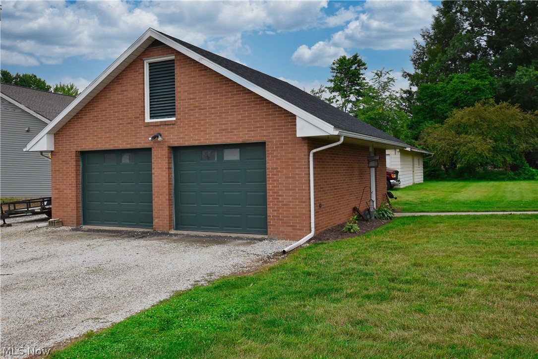825 4th Street SW New Philadelphia OH 44663