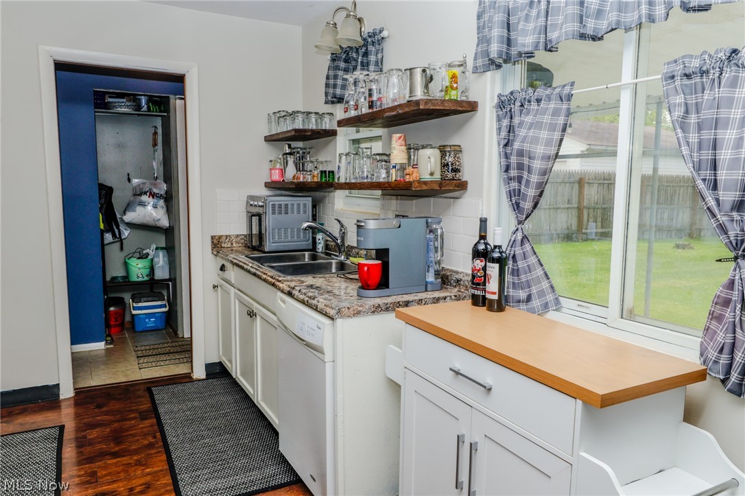 4202 Holl Avenue Sheffield Lake OH 44054