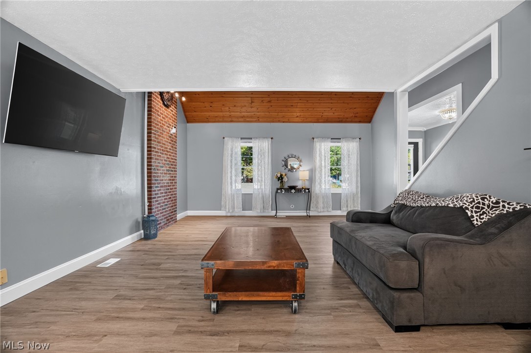 1104 Westfield Circle Painesville OH 44077