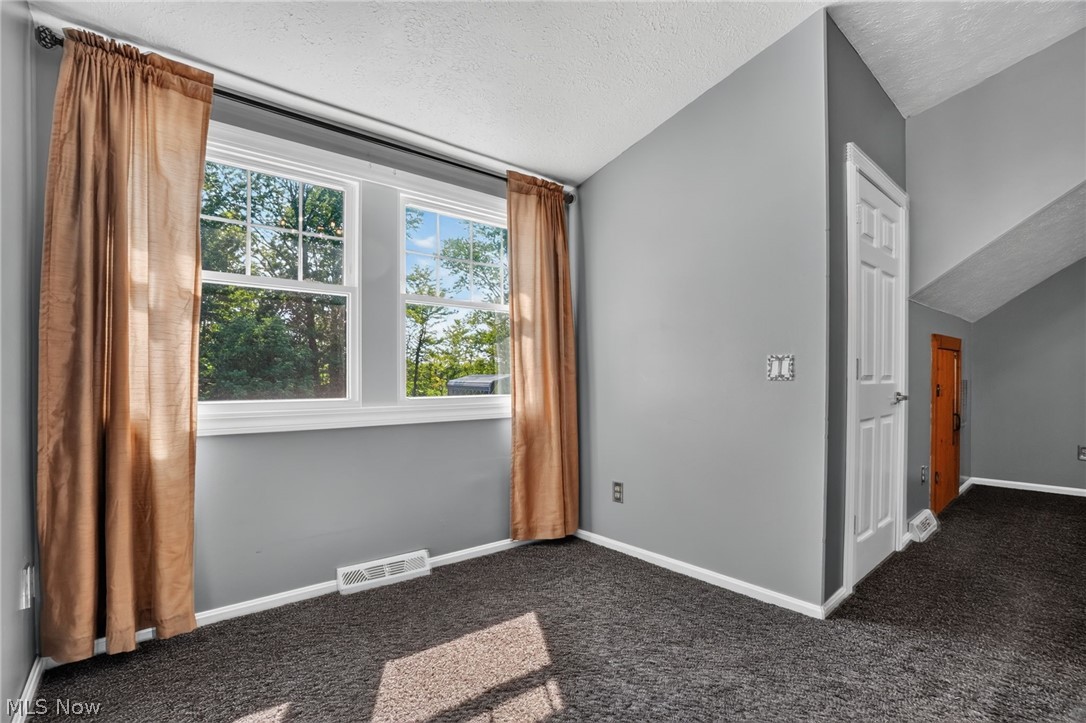 1104 Westfield Circle Painesville OH 44077