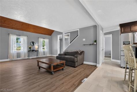 1104 Westfield Circle Painesville OH 44077