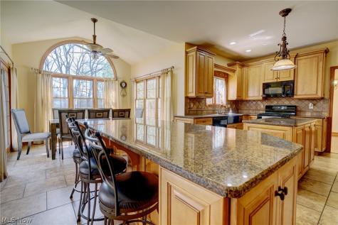 7081 Ruby Court Youngstown OH 44515